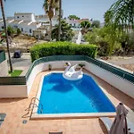 Spacious House With Pool * District de Faro