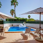 Spacious House With Pool *