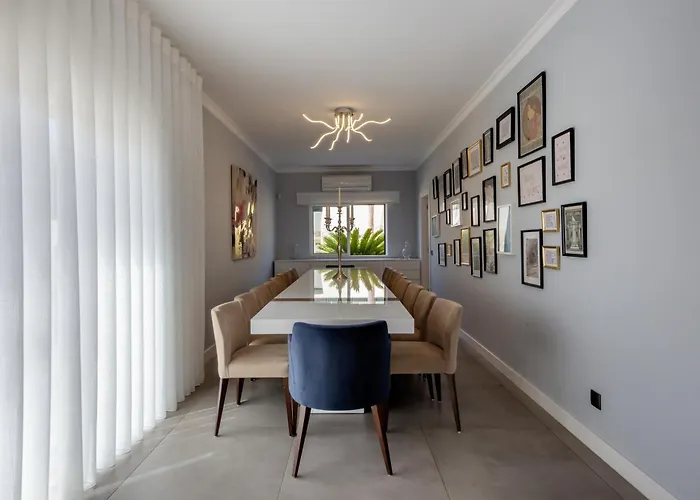 Ferienhaus Spacious House With Pool *