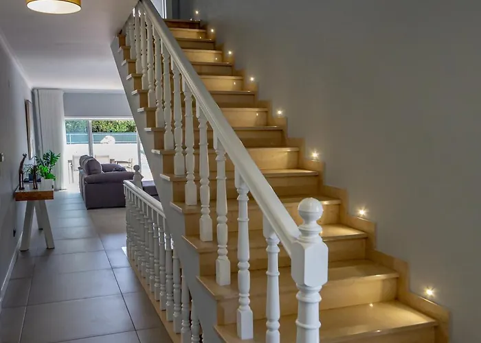 Spacious House With Pool *