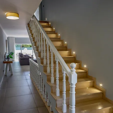 Spacious House With Pool *