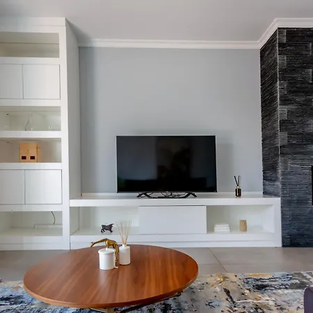 Feriehus Spacious House With Pool *